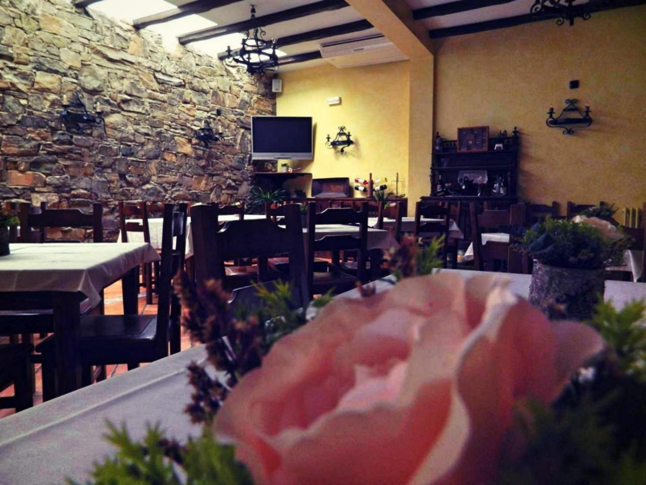 Posada De Gaspar Rabanal del Camino Exterior foto